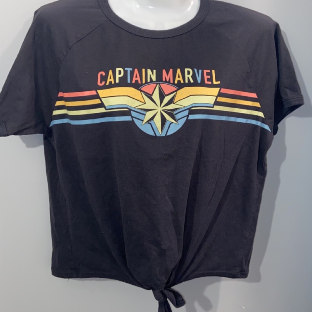 Captain Marvel T-shirt